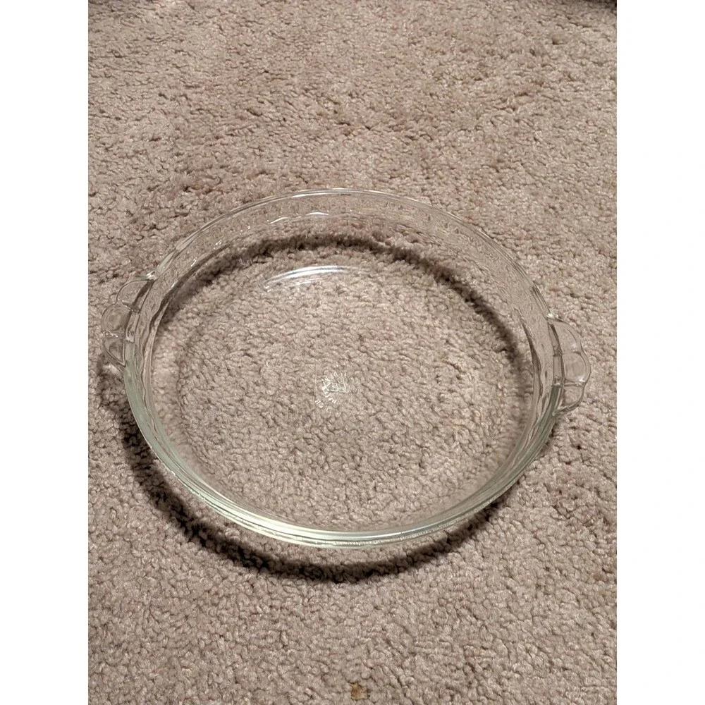 Vintage Glass PYREX #228 9” Fluted Scalloped Edge Deep Dish Pie Plate